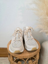 Load image into Gallery viewer, Sorel Neutral Sneakers (7)
