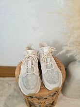 Load image into Gallery viewer, Sorel Neutral Sneakers (7)
