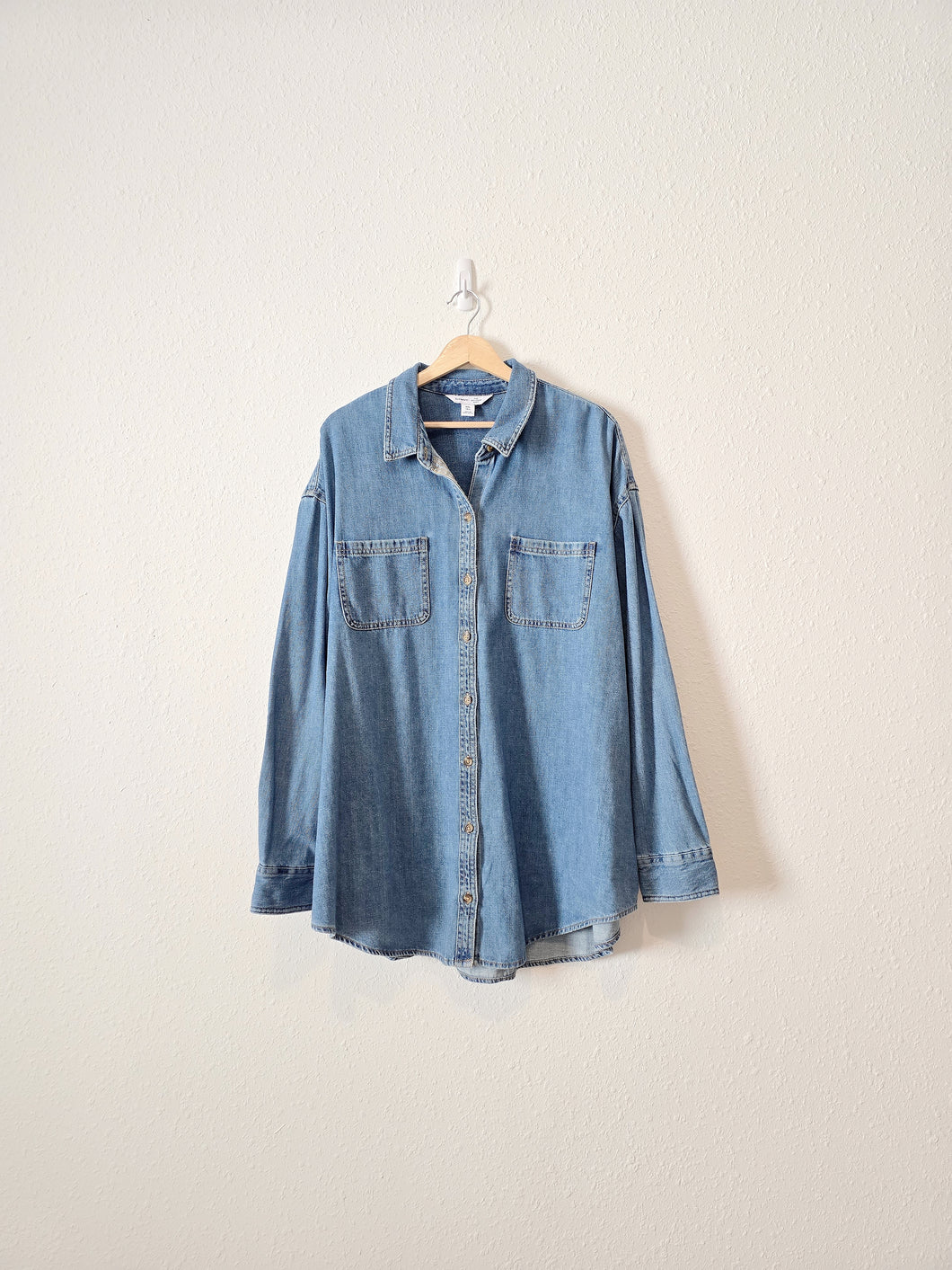 Oversized Denim Button Up (XXL)