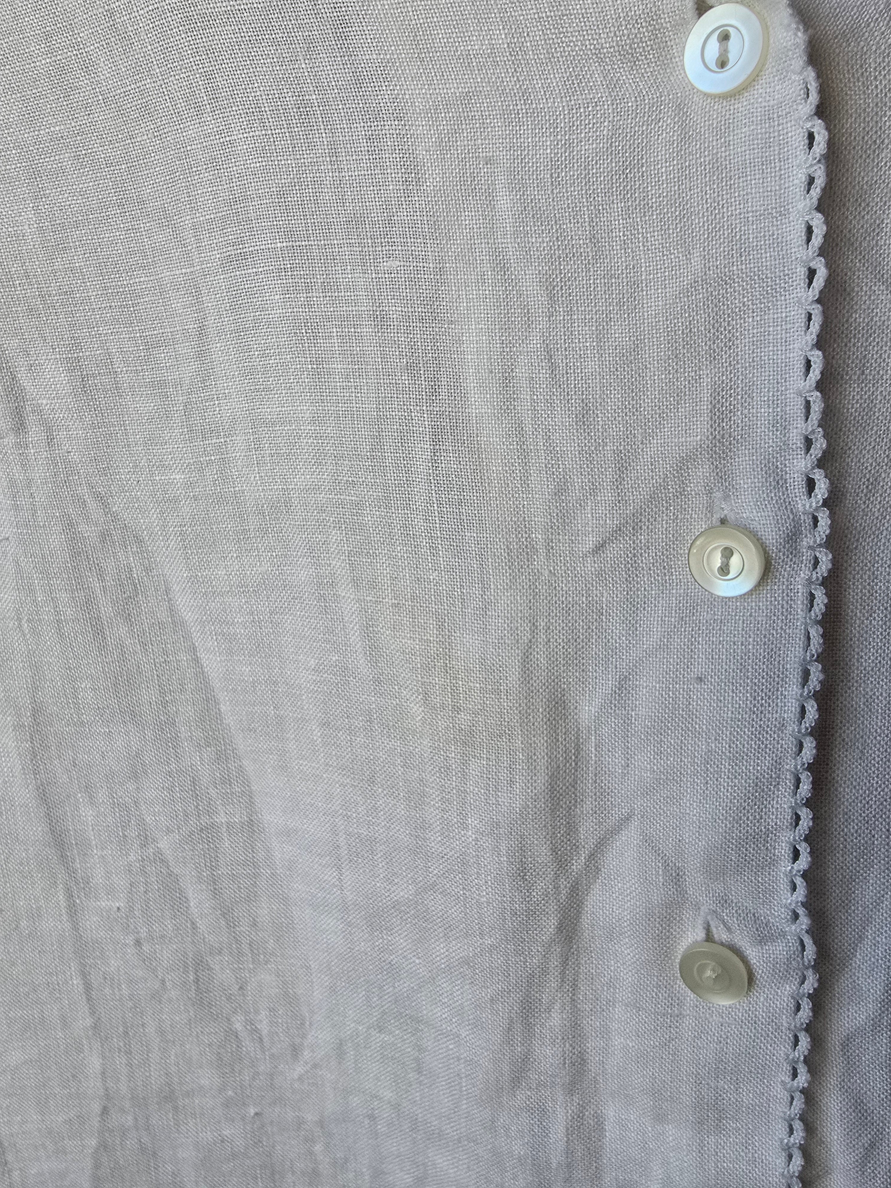 Vintage White Linen Button Up (2)
