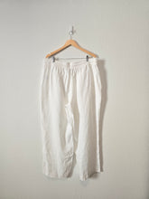 Load image into Gallery viewer, NEW Athleta Wide Leg Linen Pants (1X)
