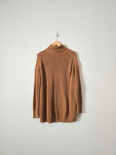 Load image into Gallery viewer, J.Crew Caramel Turtleneck Sweater (S)
