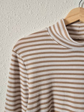 Load image into Gallery viewer, Striped Mockneck Tee (XXL)
