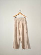 Load image into Gallery viewer, Neutral Linen Wide Leg Pants (L)
