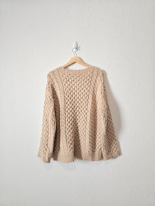 Chunky Cable Knit Sweater (S)