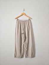 Load image into Gallery viewer, Abercrombie Linen Wide Leg Pants (S)
