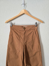 Load image into Gallery viewer, Lou &amp; Grey Brown Straight Pants (2)
