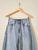 Light Wash Wide Leg Jeans (2)