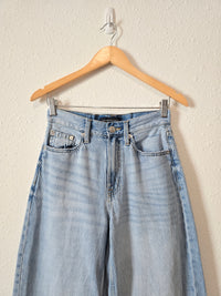 Light Wash Wide Leg Jeans (2)