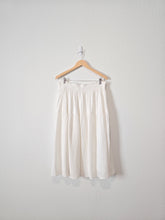 Load image into Gallery viewer, White Tiered Midi Skirt (XL)
