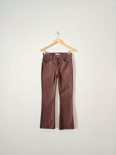 Load image into Gallery viewer, Madewell Brown Kick Out Jeans (26)
