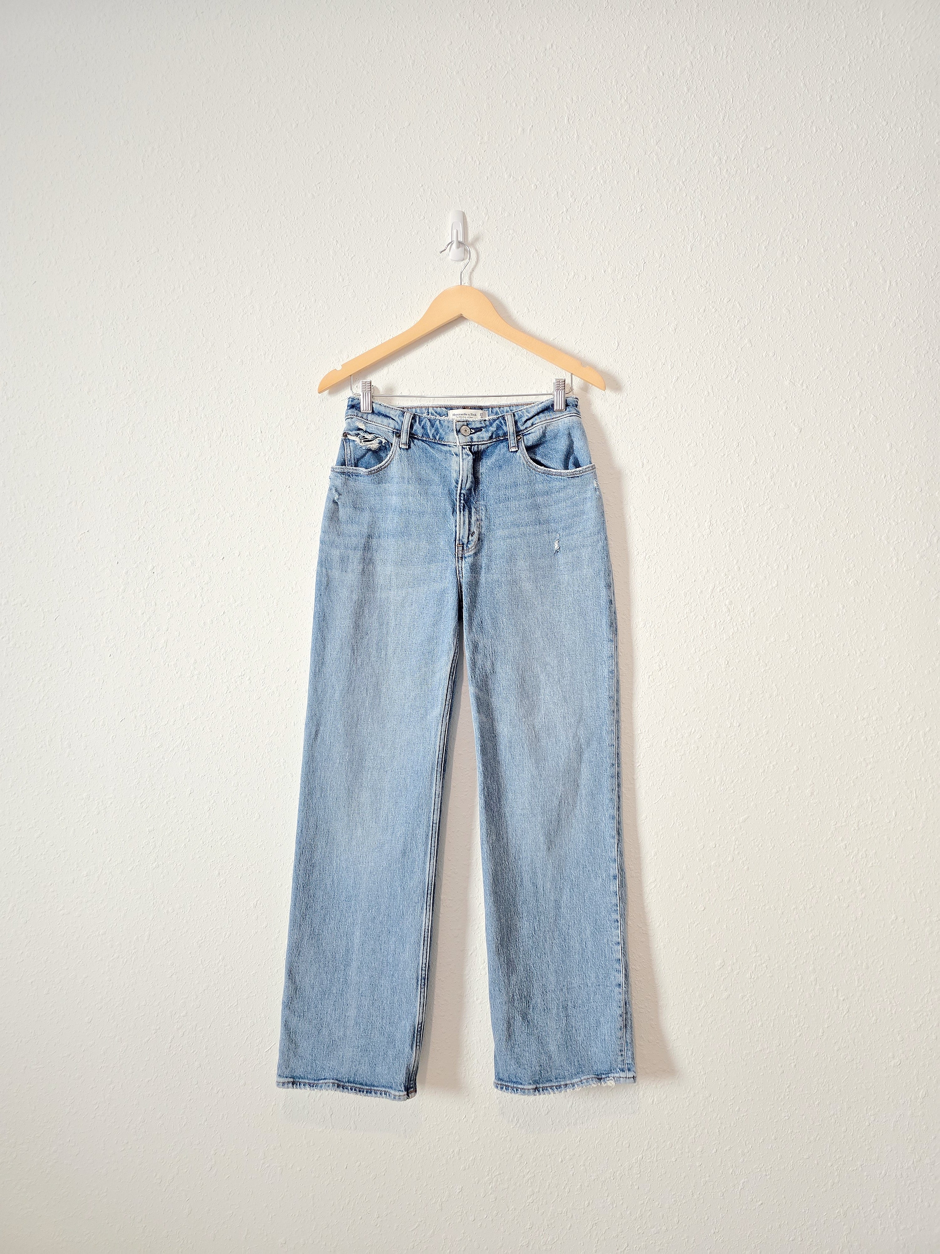 Abercrombie 90s Relaxed Jeans (27/4)