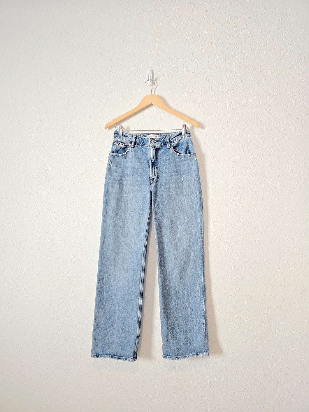 Abercrombie 90s Relaxed Jeans (27/4)