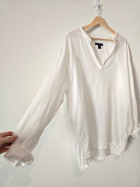 Banana Republic Linen V Neck Top (XL)