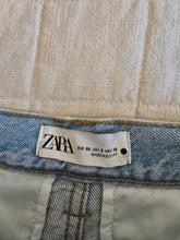 Load image into Gallery viewer, Zara Relaxed Wide Leg Jeans (6)
