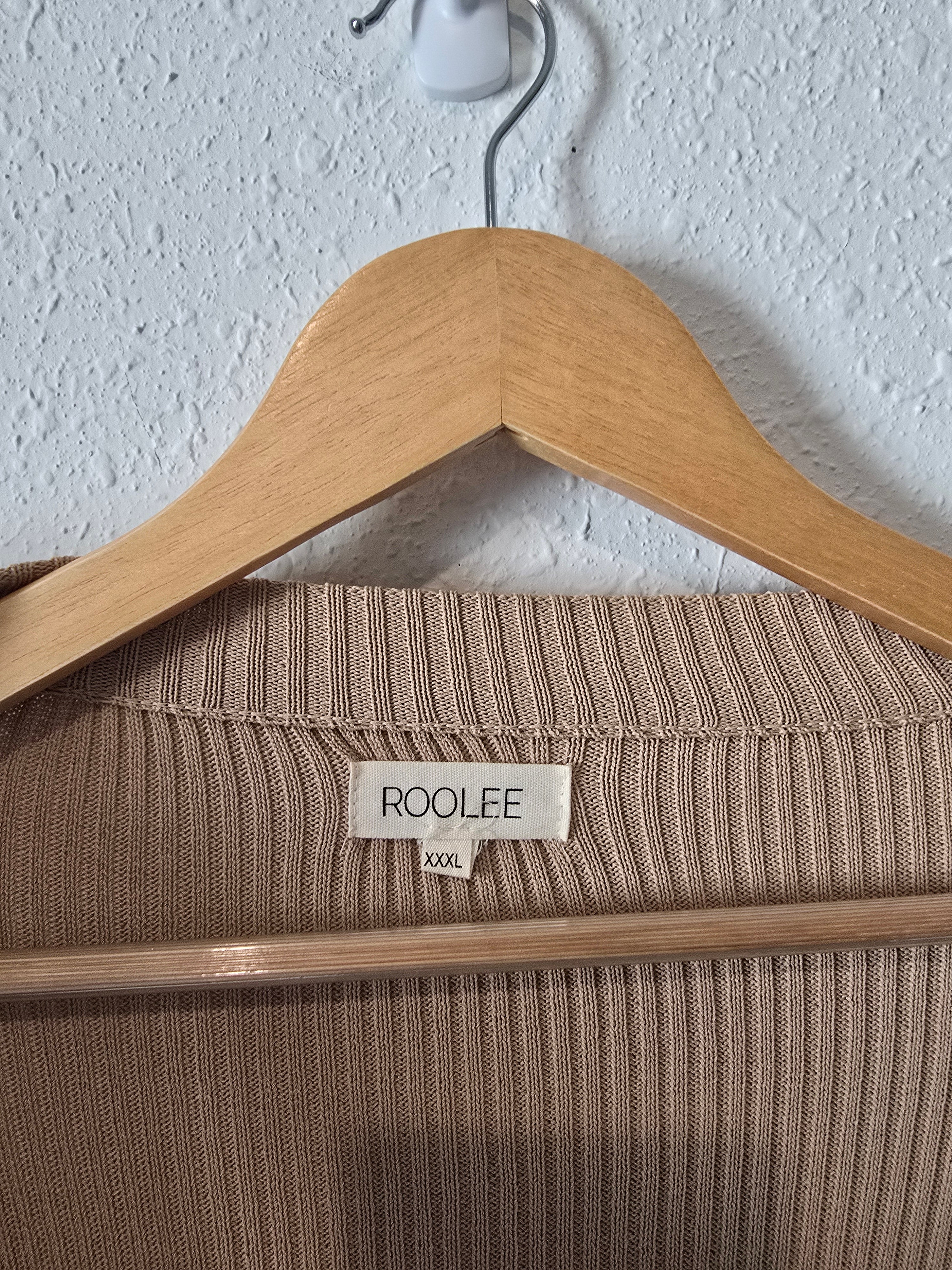 Roolee Ribbed Knit Sweater (XXXL)