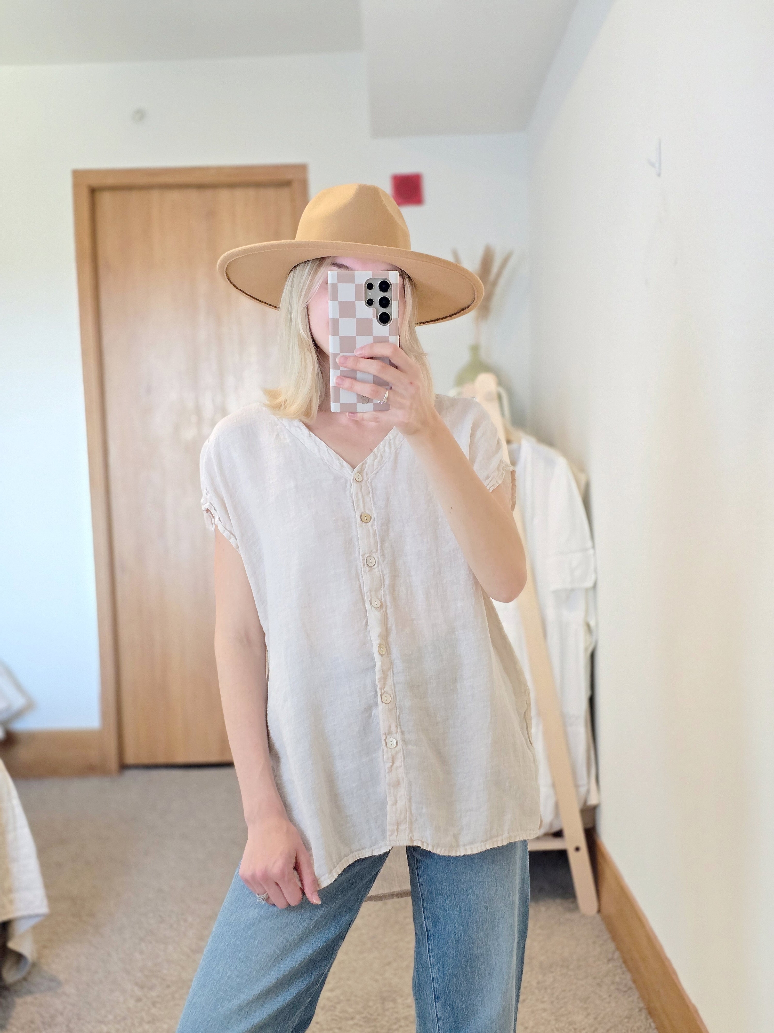 Oversized Linen Button Up (M)