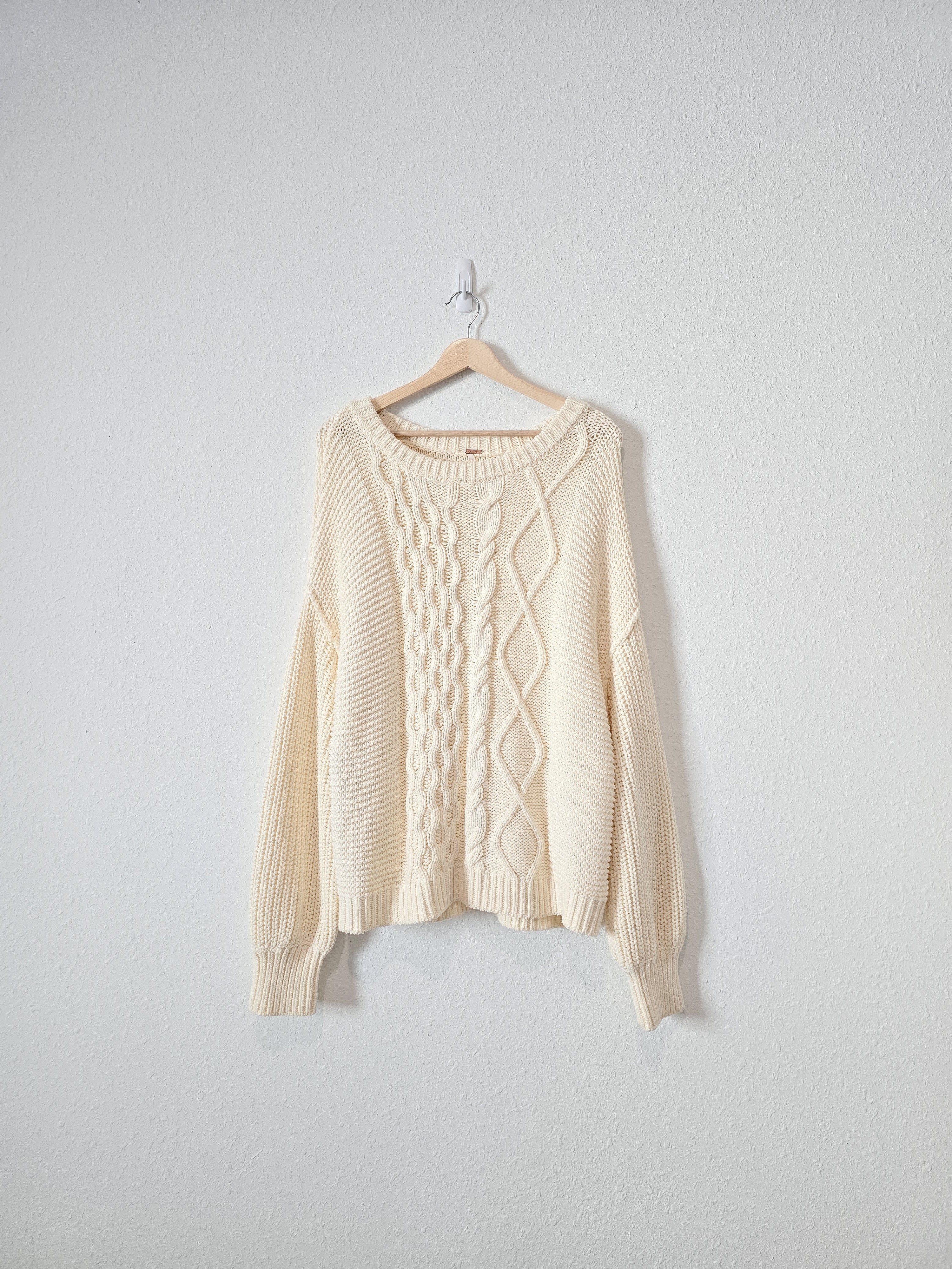 Free People Chunky Sweater (M)