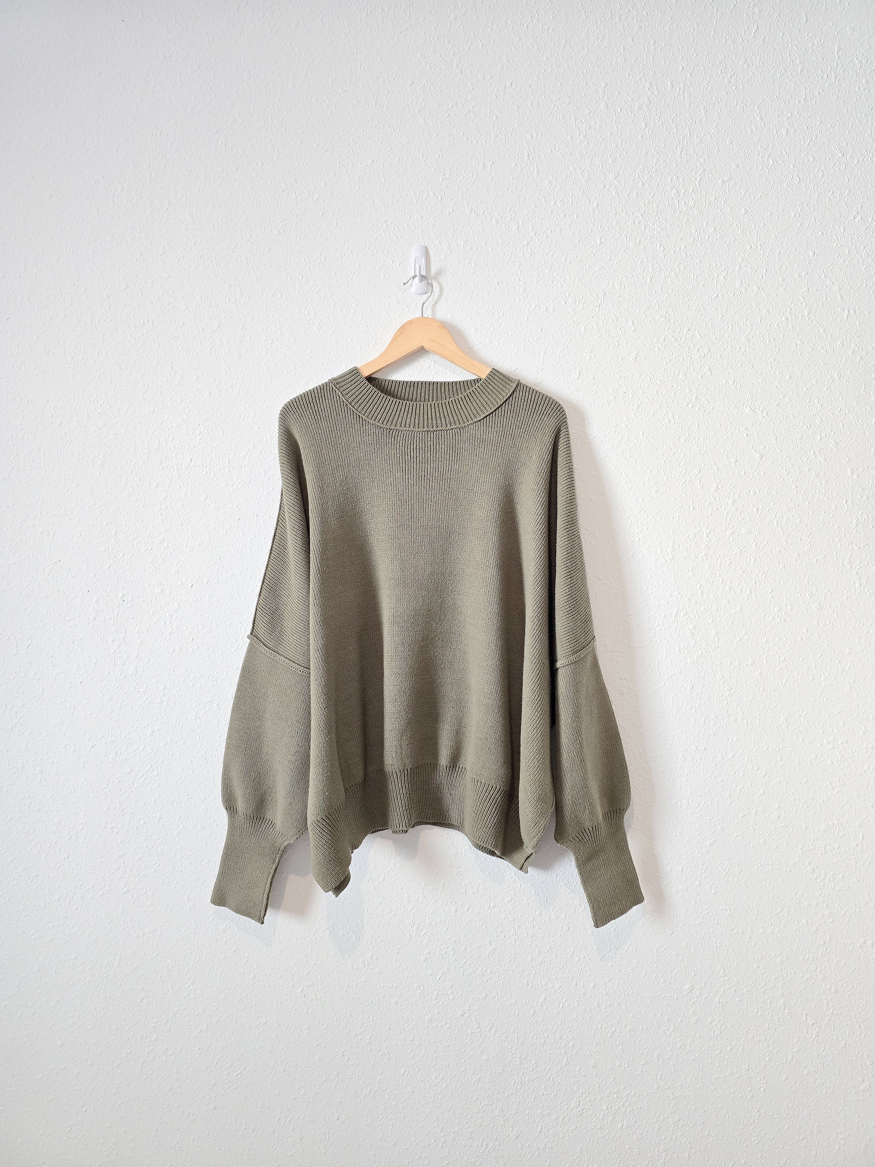 Vici Olive Oversized Sweater (L)