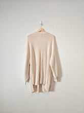 Load image into Gallery viewer, Ribbed Knit Cardigan Sweater (1X)
