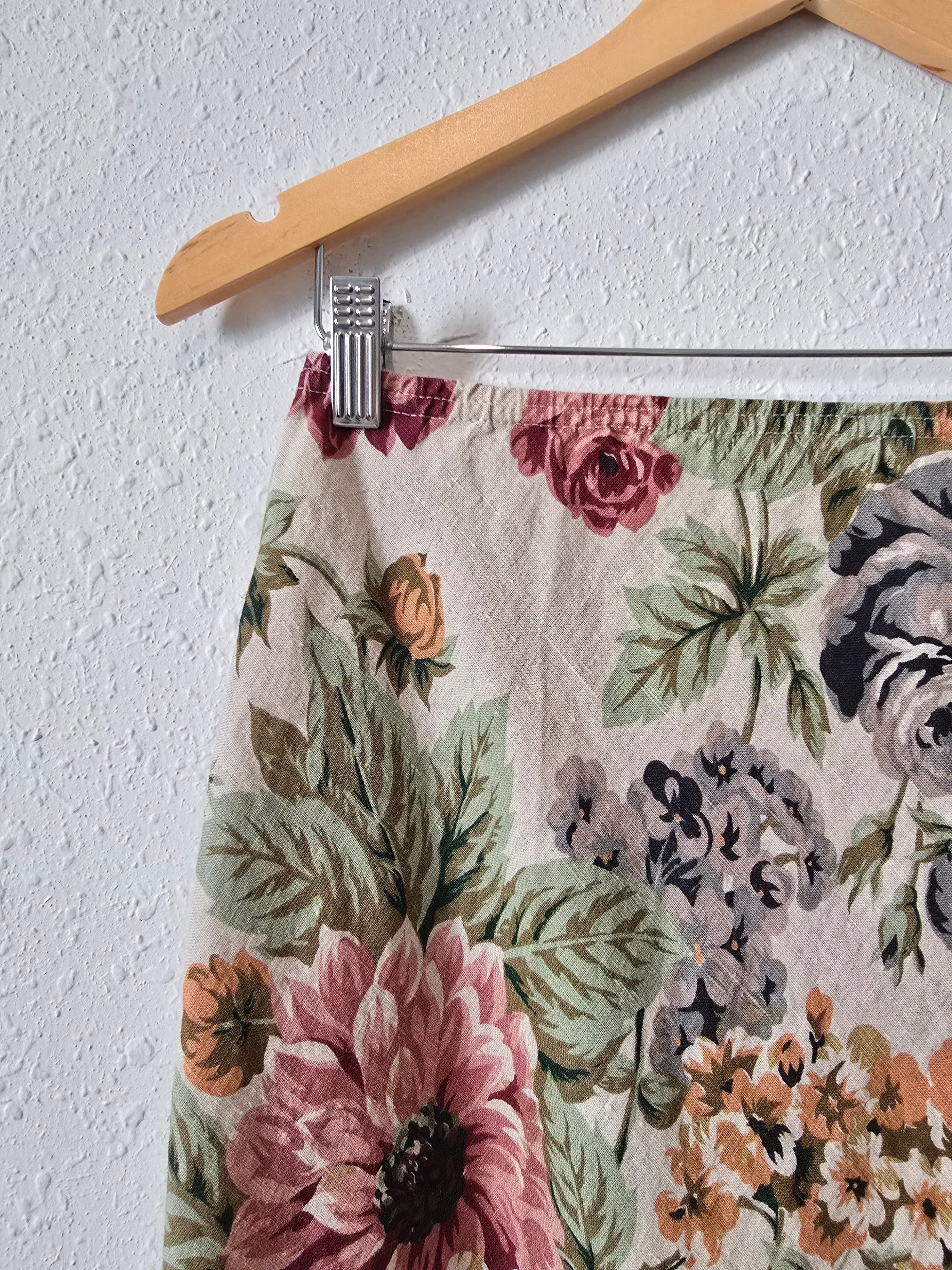Vintage Floral Linen Maxi Skirt (S/M)