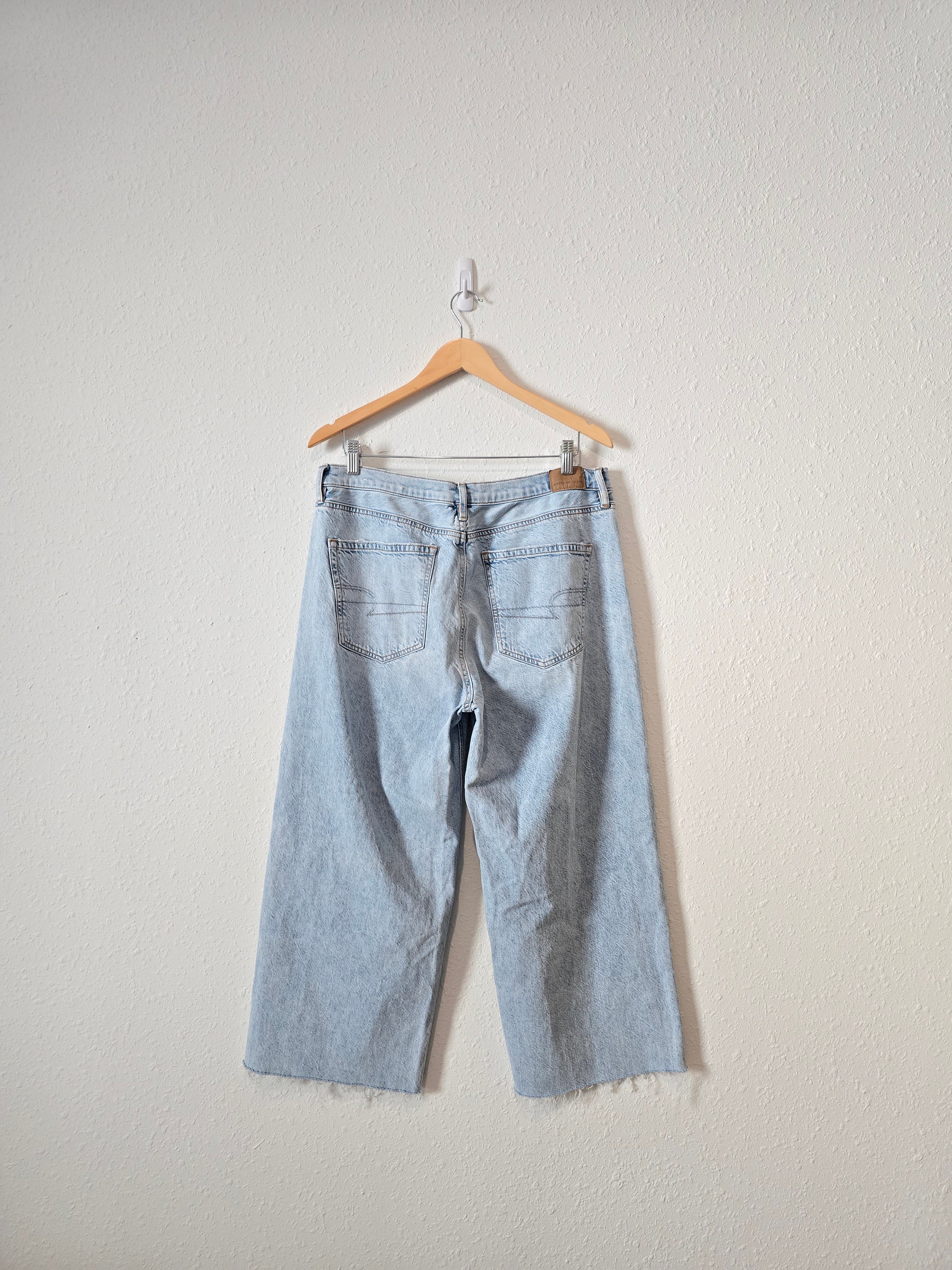 Light Wash Wide Leg Jeans (16s)