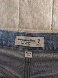 Abercrombie 90s Straight Jeans (28/6 Long)