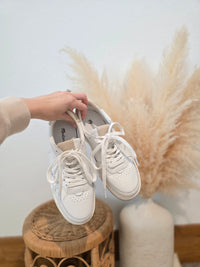 Madewell White Leather Sneakers (9)