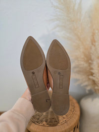 Pointed Toe Slip On Mules (6.5)