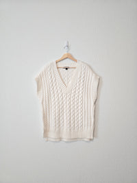 Cable Knit Sweater Vest (M)