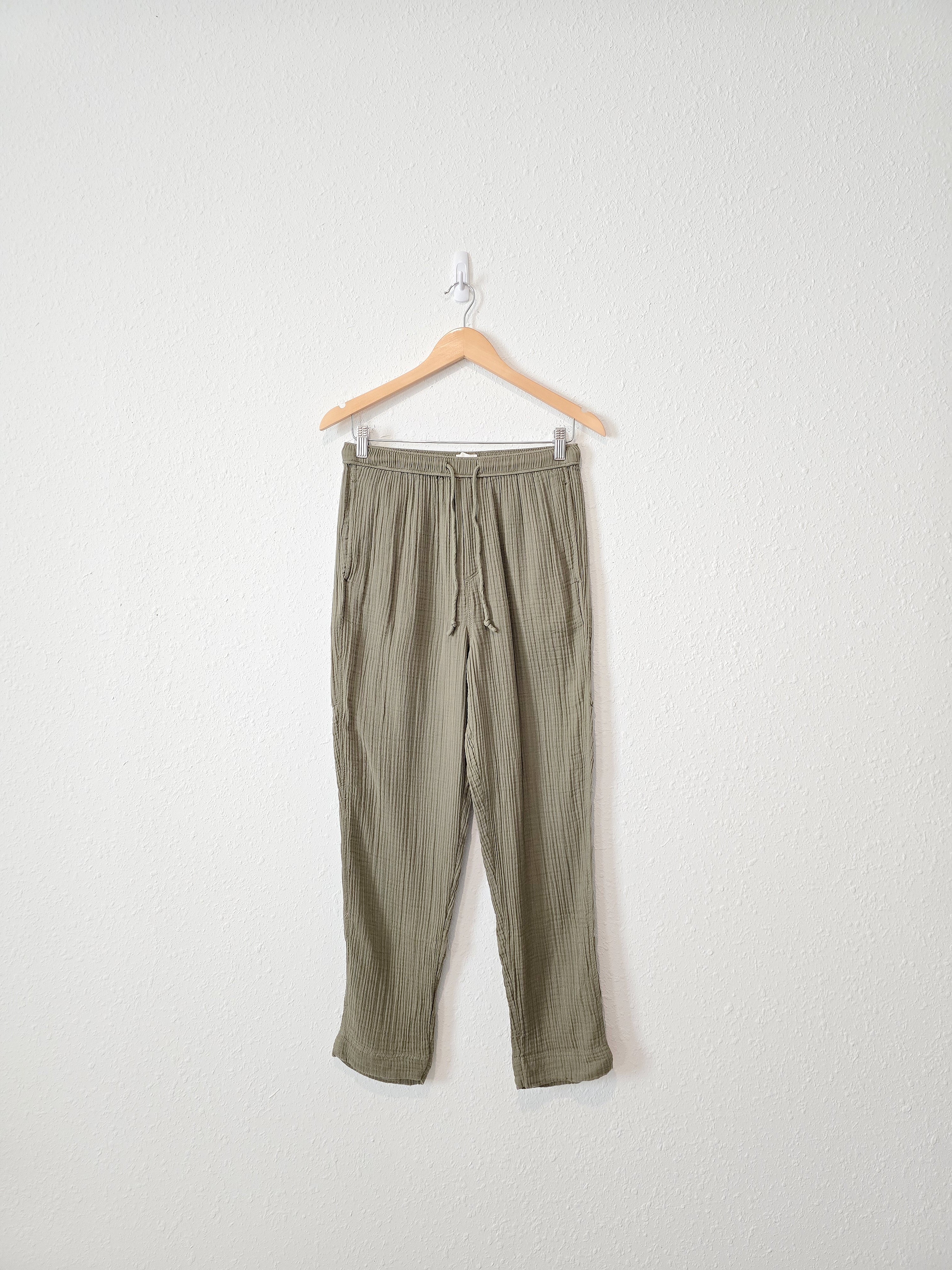 Lou & Grey Olive Gauze Pants (S)