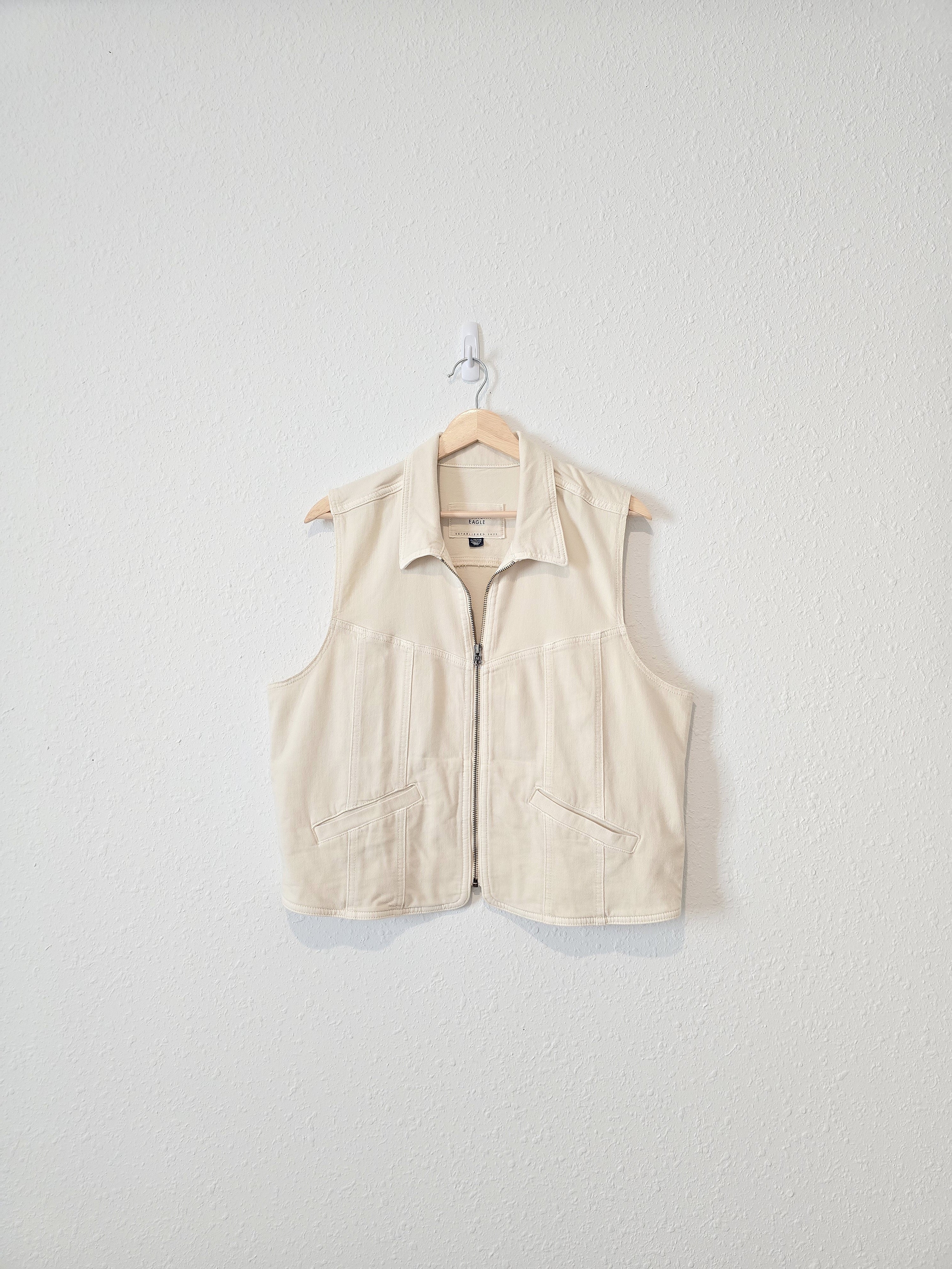 Ecru Zip Up Vest (XL)