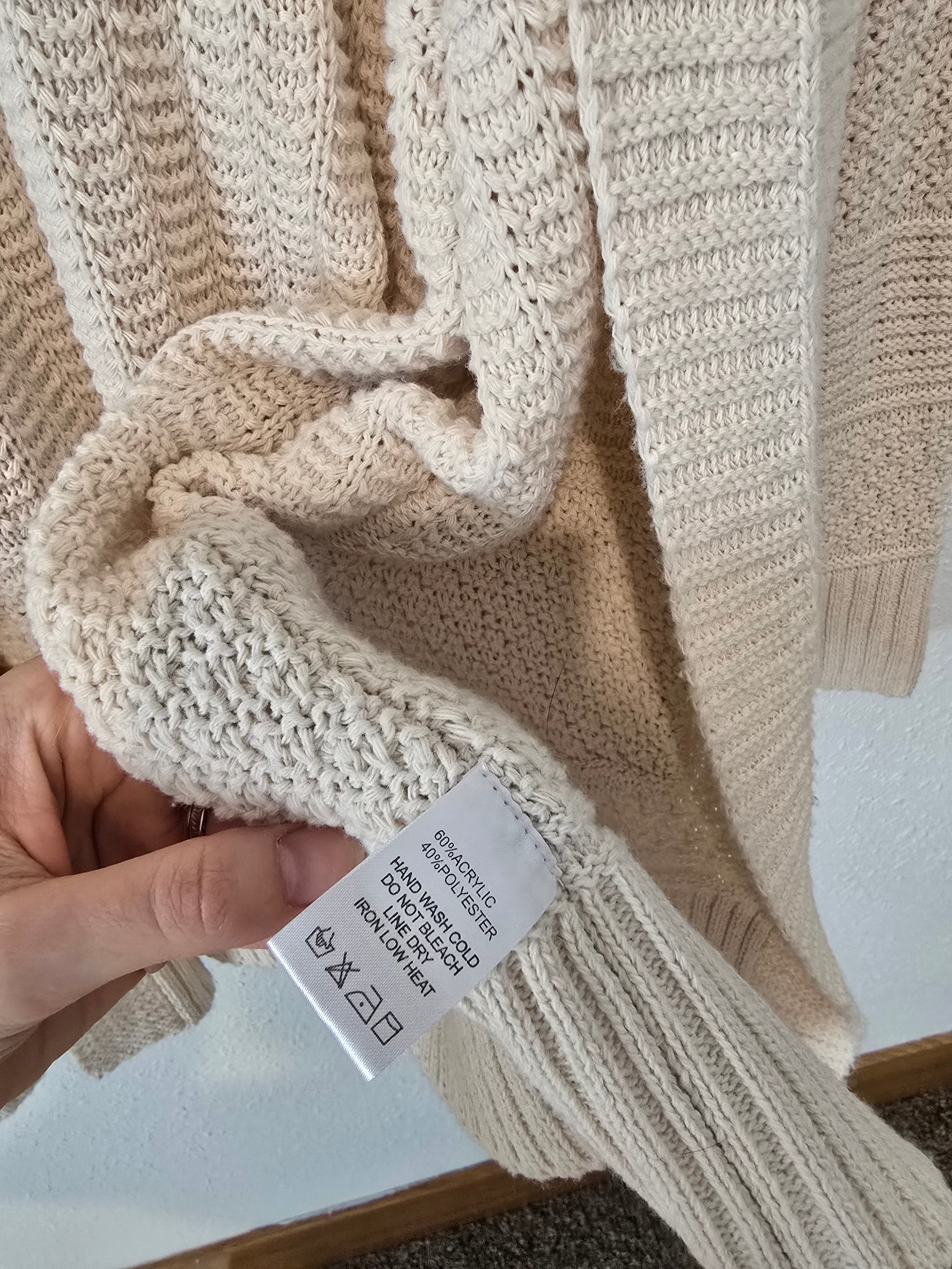 NEW Cream Textured Cardigan (M)