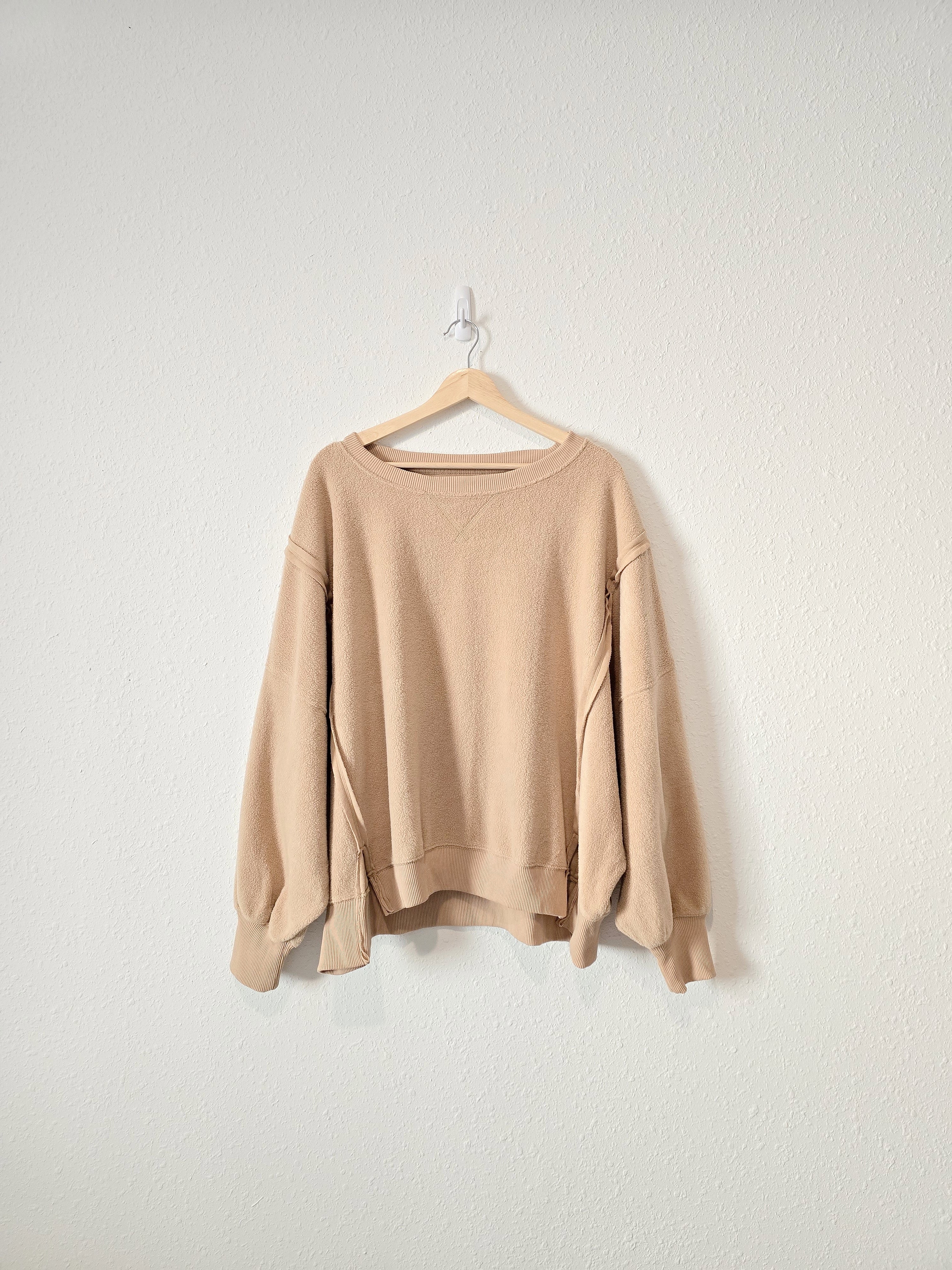 Cozy Oversized Fleece Sweatshirt (M)