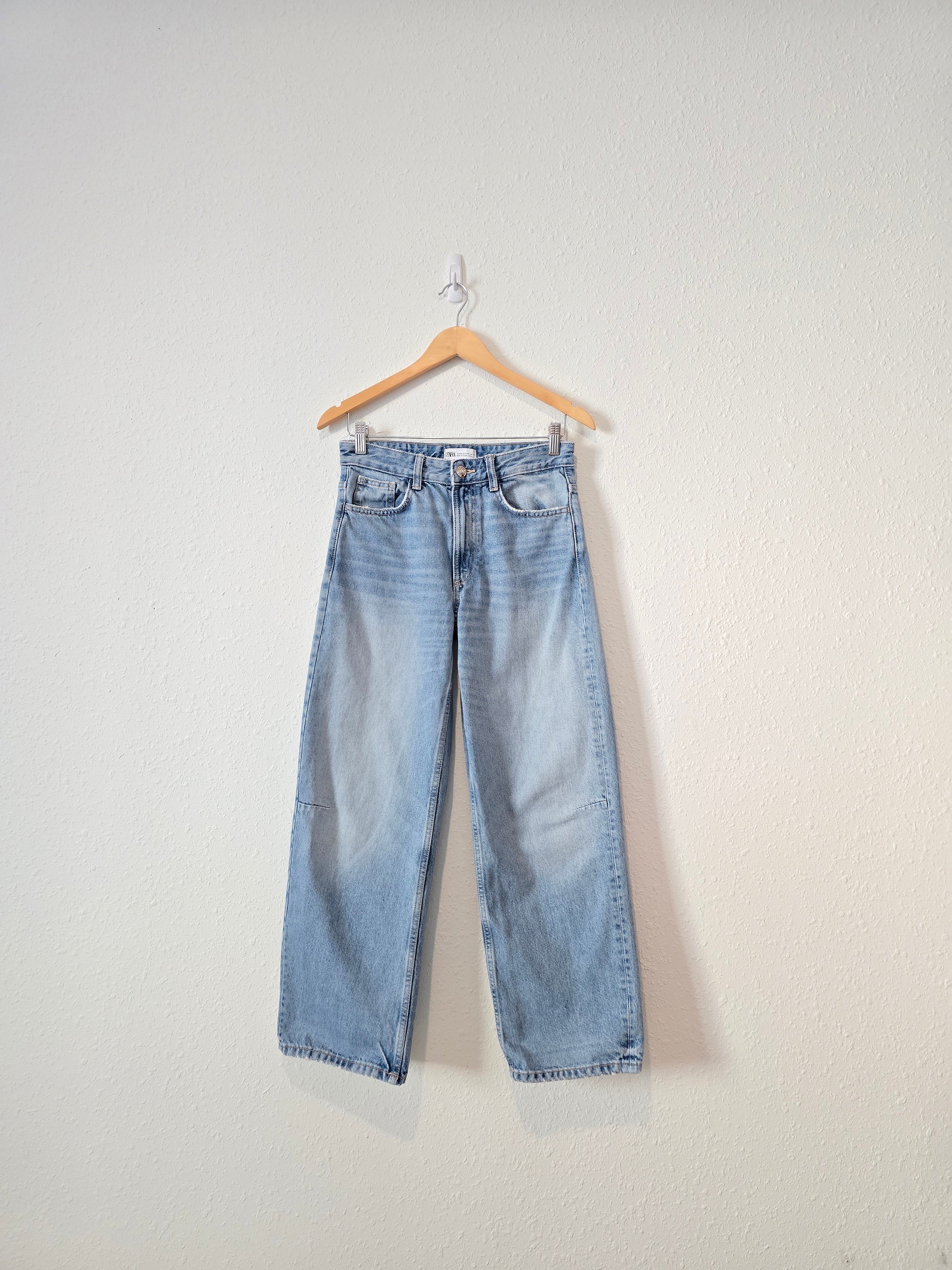 Zara Relaxed Wide Barrel Jeans (2)