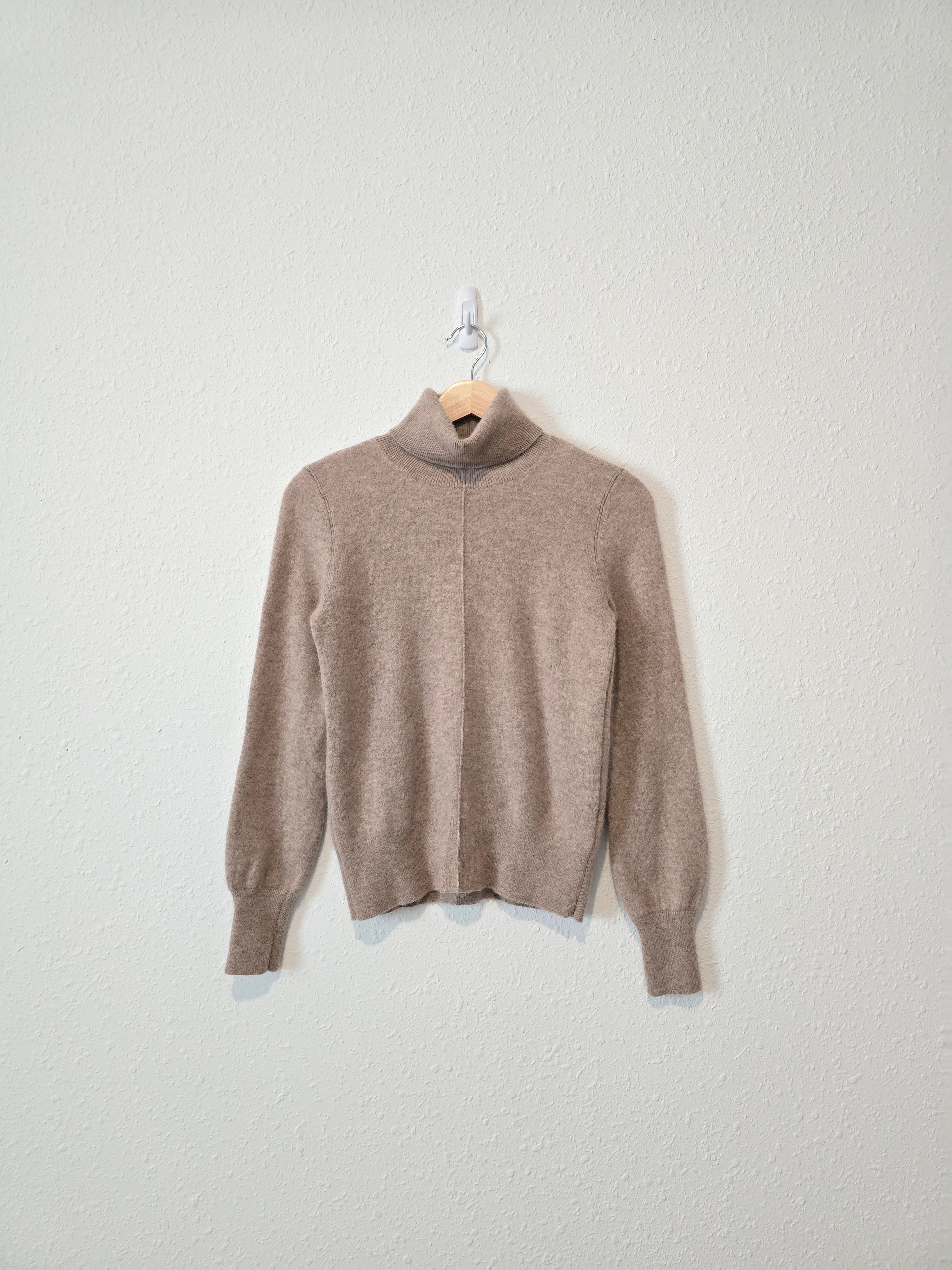 Club Monaco Cashmere Turtleneck Sweater (XS)