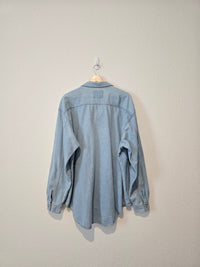 Vintage Levi's Denim Button Up (XL)