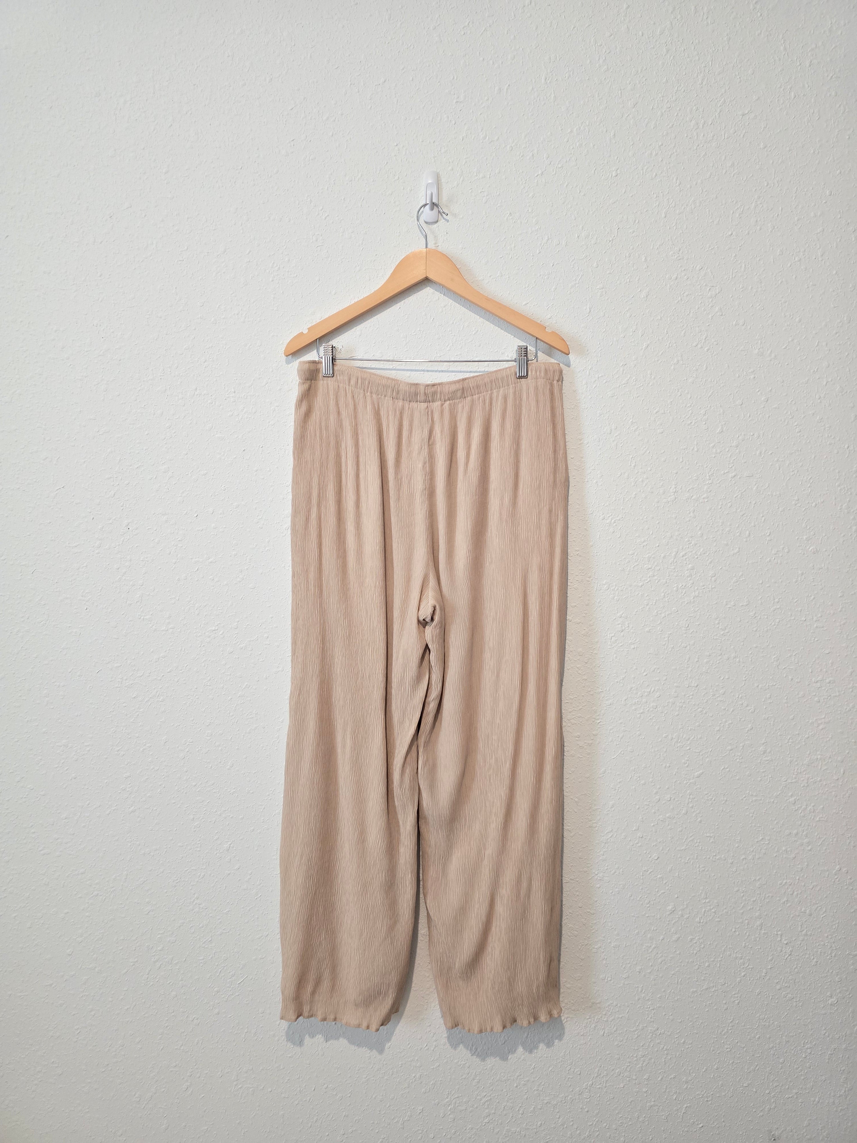 Abercrombie Wide Leg Pants (L)