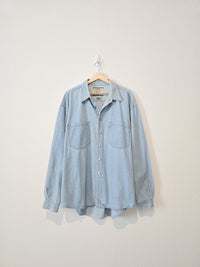 Vintage Levi's Denim Button Up (XL)