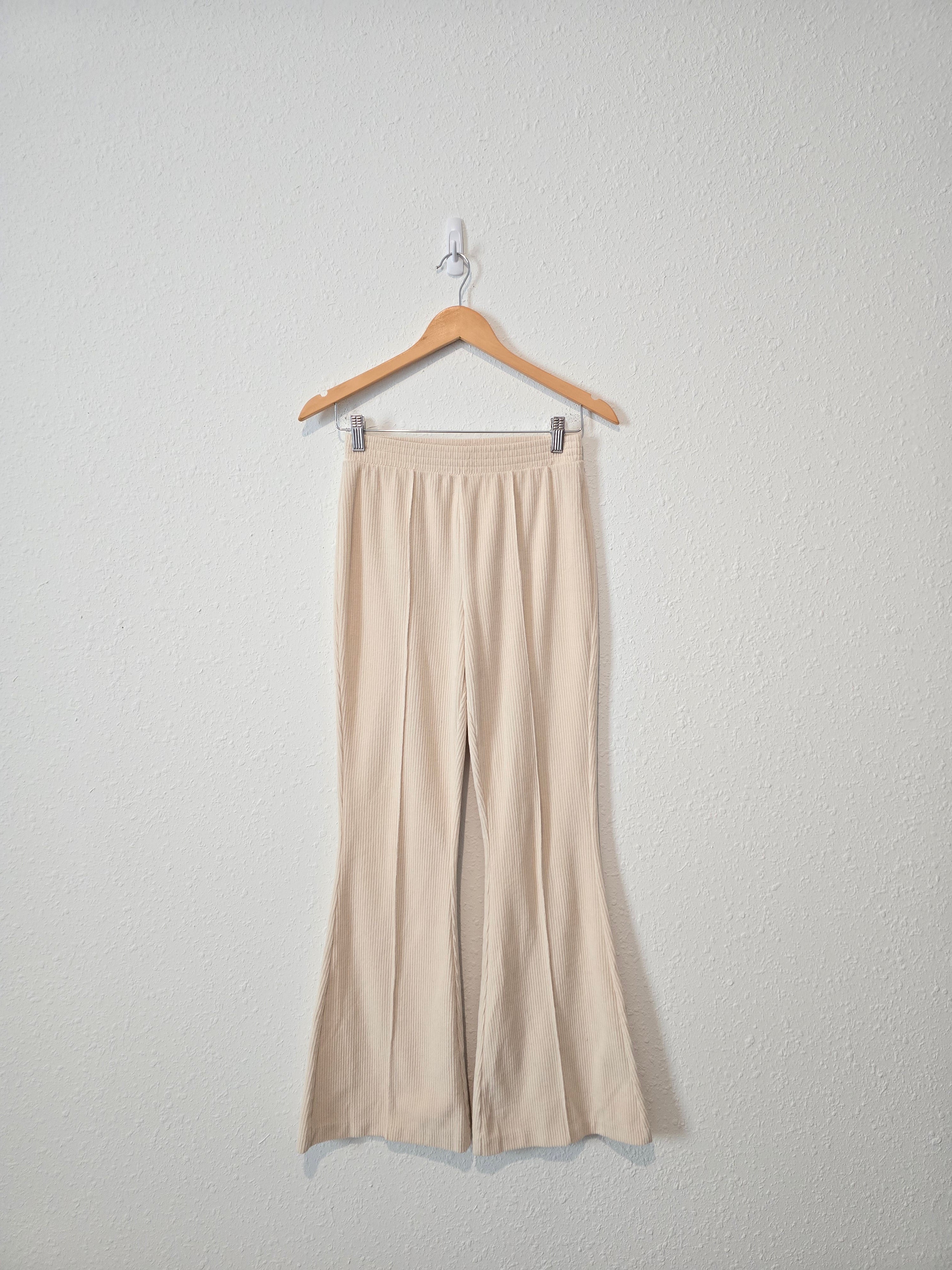 Aerie Cream Cord Flare Pants (XS)