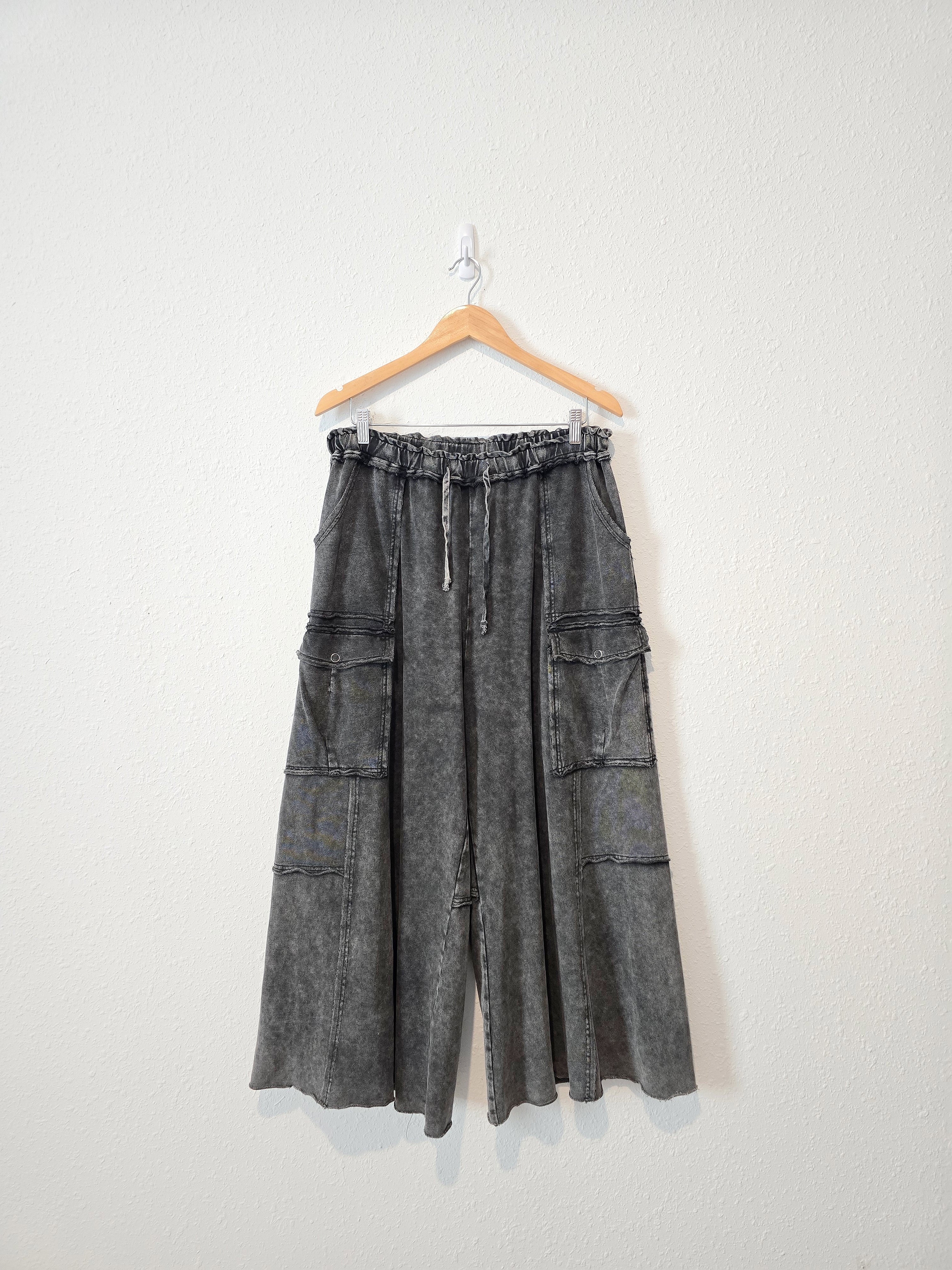 Easel Black Wide Leg Pants (1X)