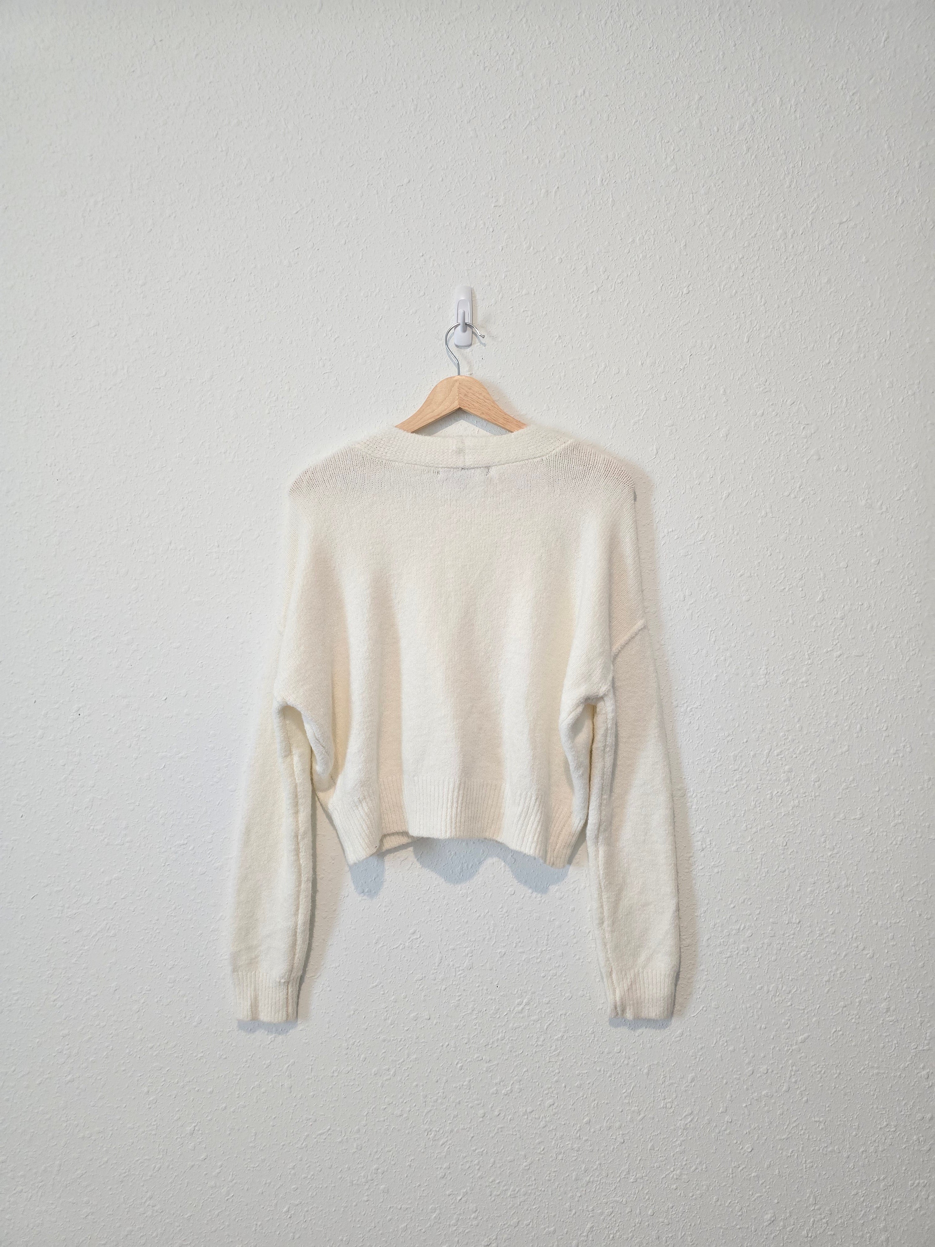 Cozy V Neck Cardigan Sweater (M)