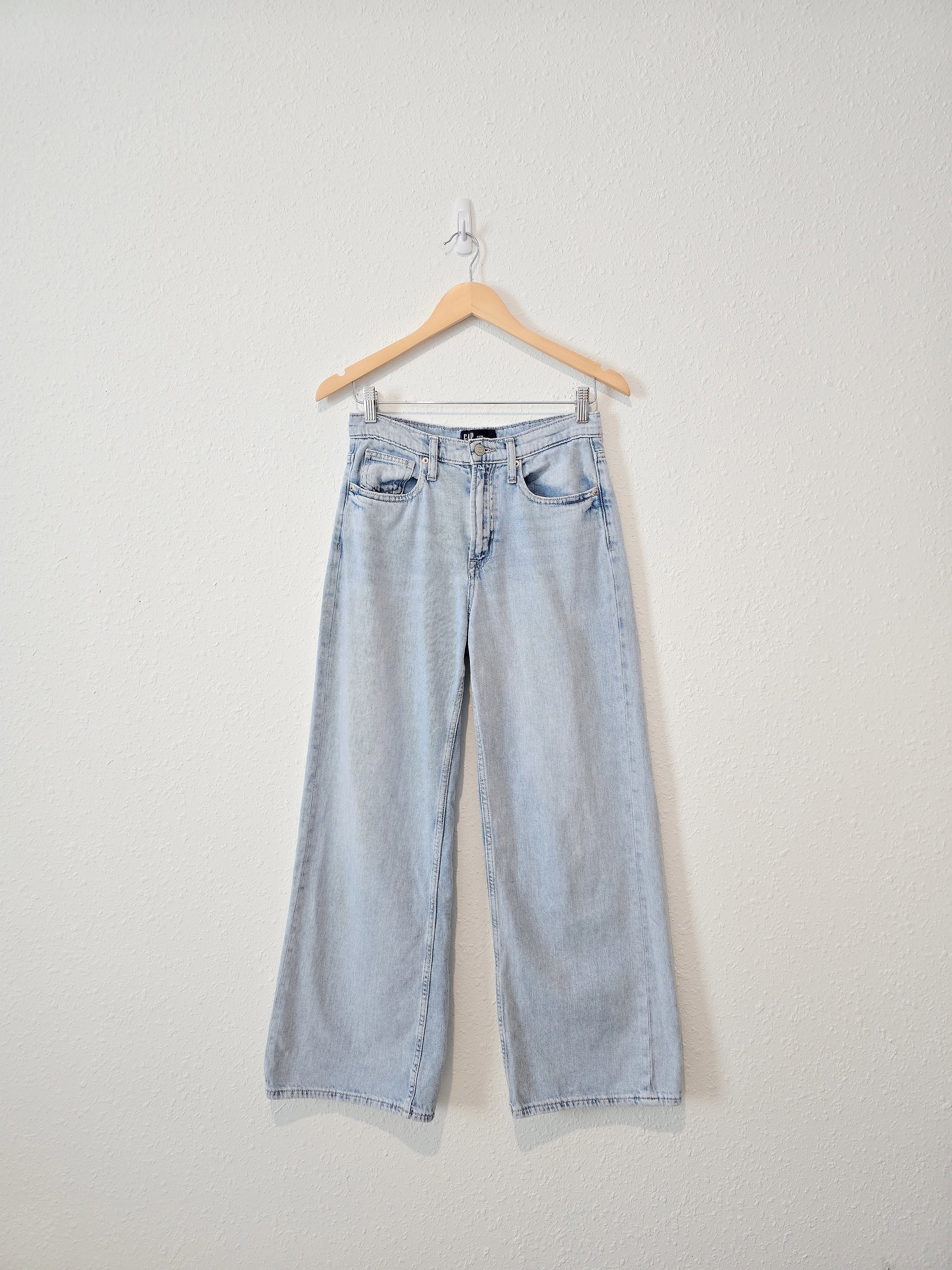 Gap Light Wash Wide Leg Jeans (4/27)