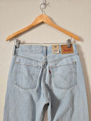 NEW Levi's Light Wash Jeans (28)