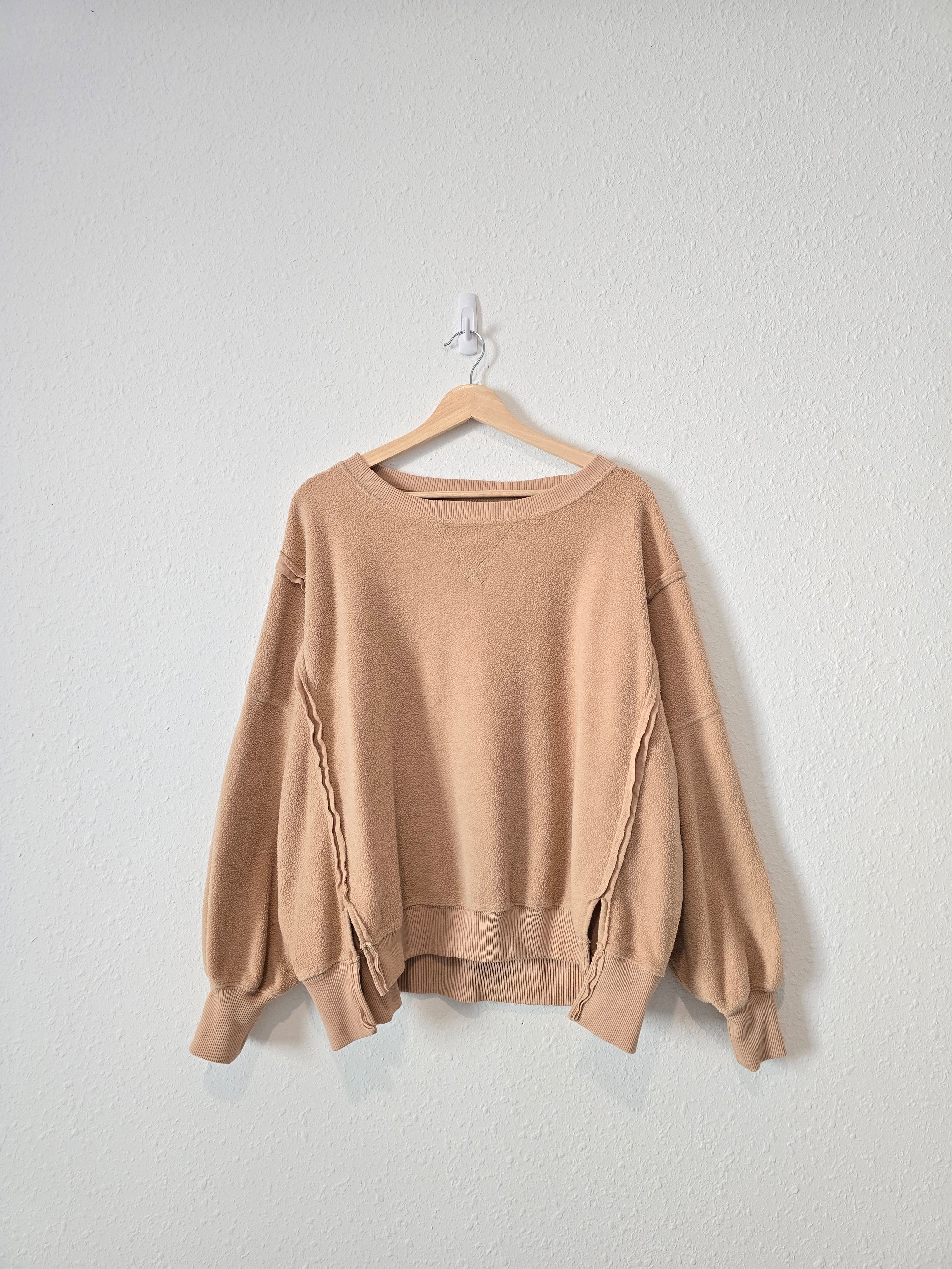Oversized Fleece Sweatshirt (XS)