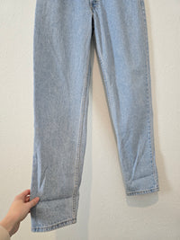 Vintage Levi's Relaxed Straight Jeans (32)