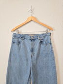 Everlane Light Wash Straight Jeans (31)