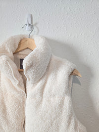 NEW Sherpa Puffer Vest (L)