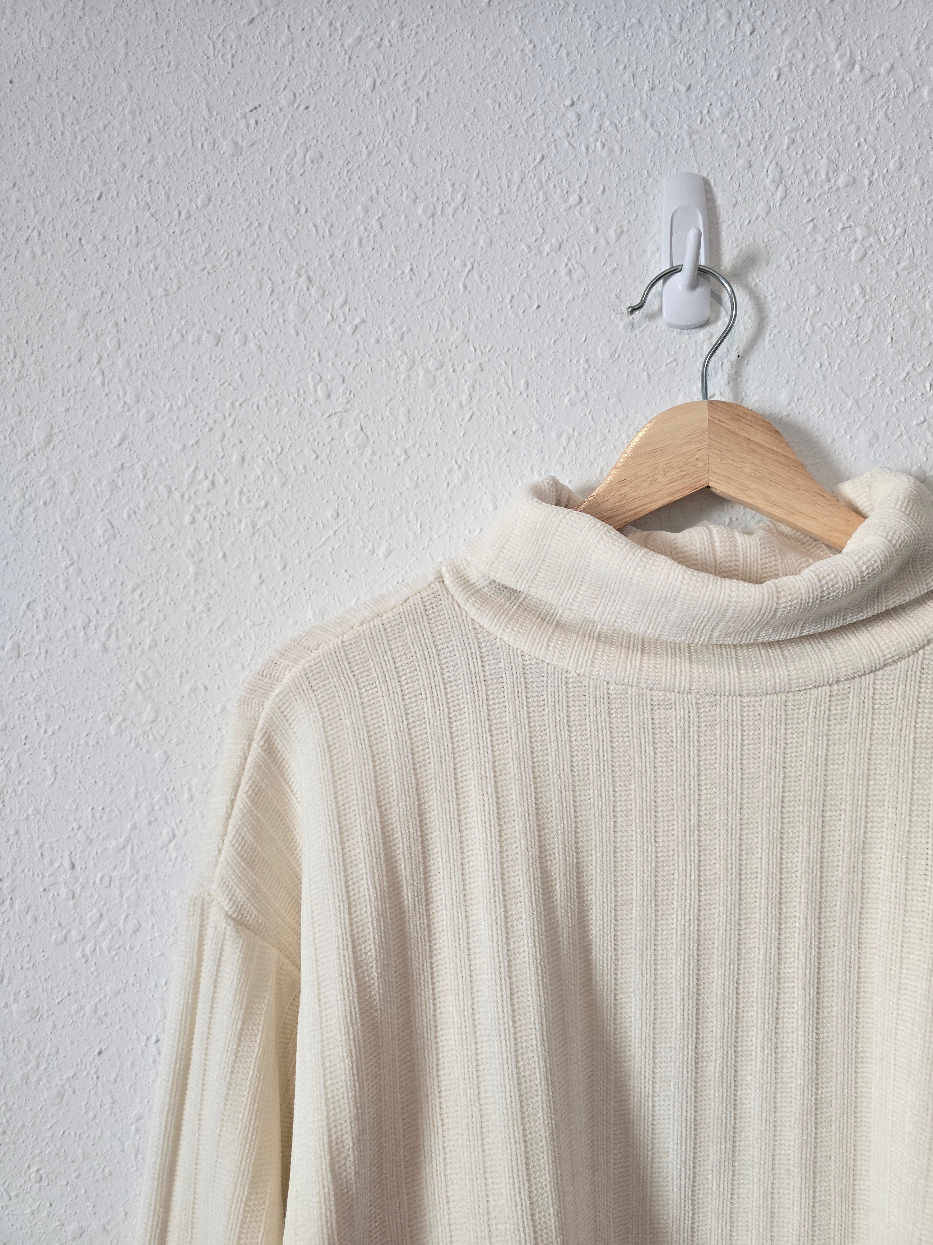 Altar'd State Crop Turtleneck Sweater (S)