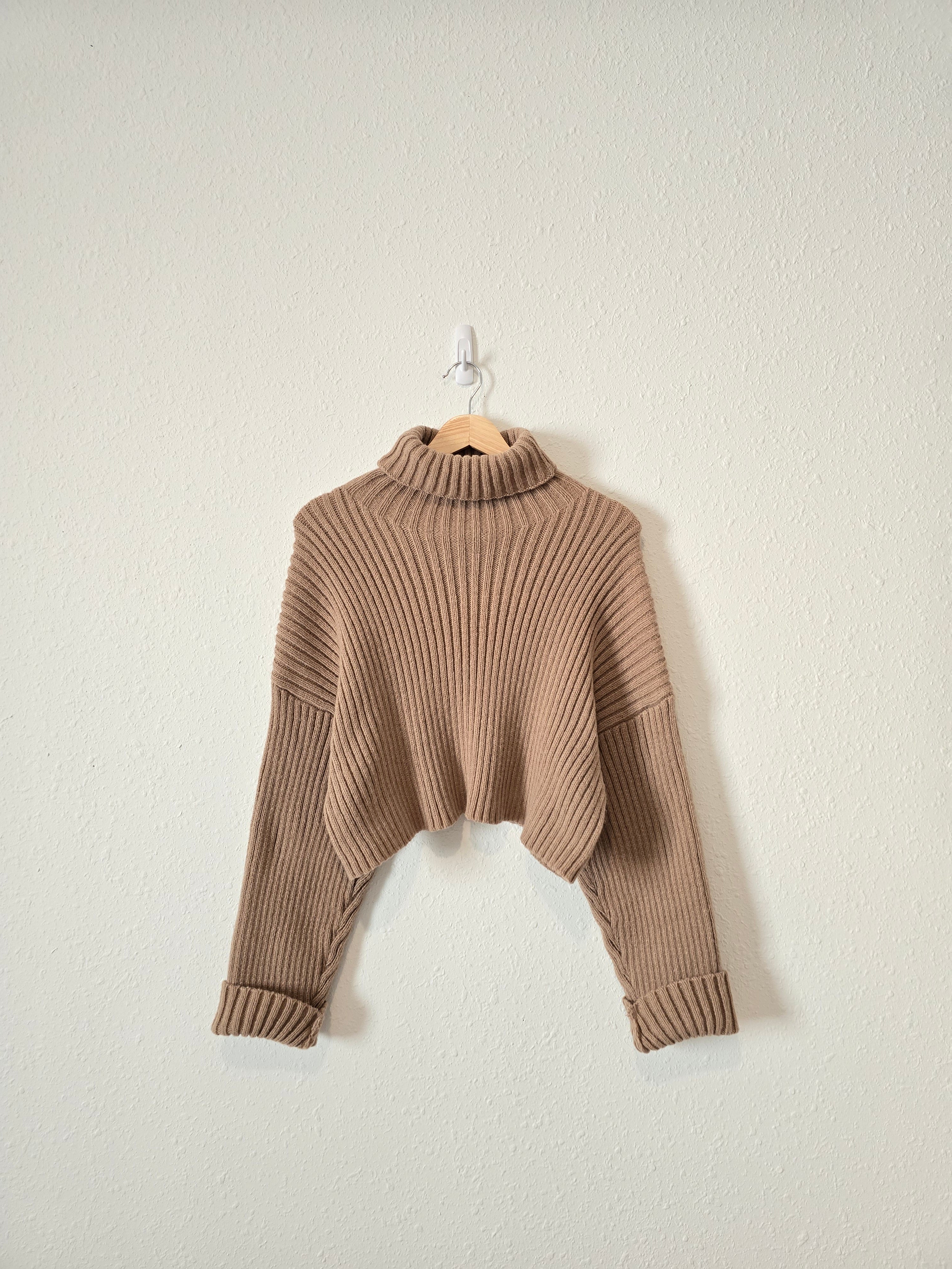 NEW Ribbed Crop Sweater (S)
